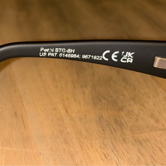 Maui Jim Black Sunglasses - Picture 9 of 9